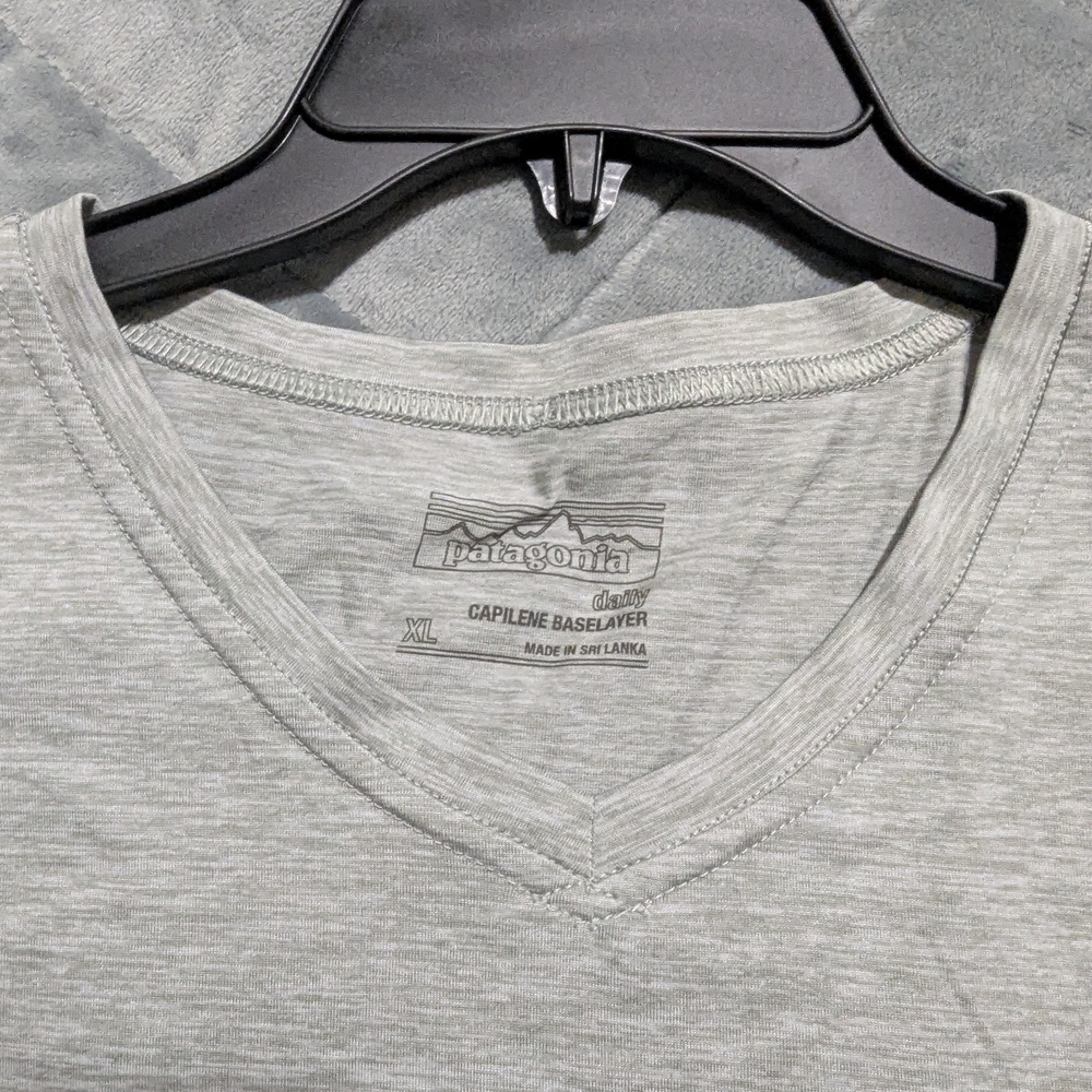 Patagonia Gray Short Sleeve Tee with Multicolor Logo - Picture 3 of 3